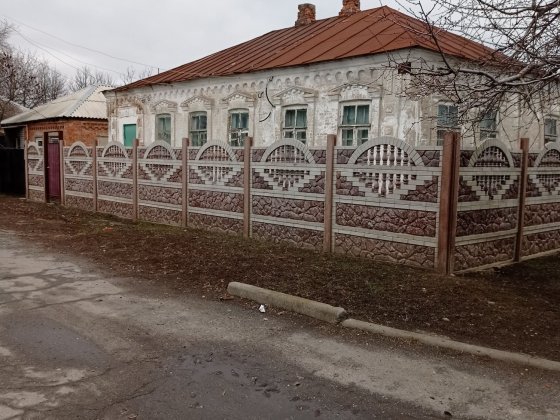 Продам дом по ул.миколи Моргуна -11. Ценр Лозовая