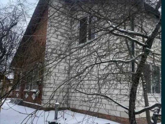 Продам дом в Мерефа .Нижние Озеряны. Участок 40 сот. Тихий район.TB Мерефа