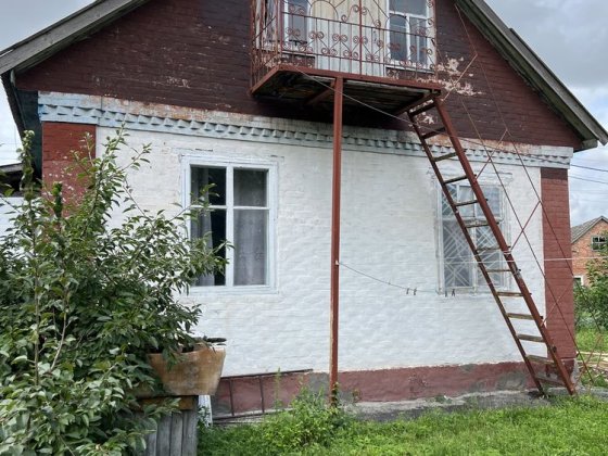 Продам будинок в м.Миргород  з ділянкою Миргород