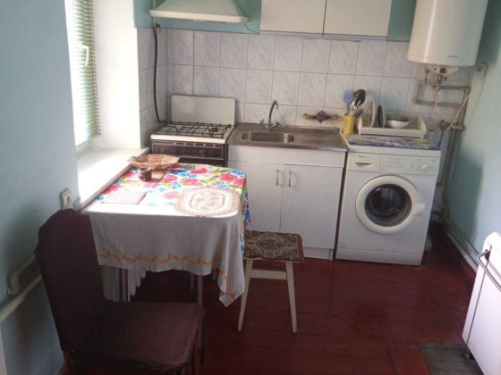 Частина  будинку з 2 кімнат поряд з курортом ( сертифікат ) Миргород