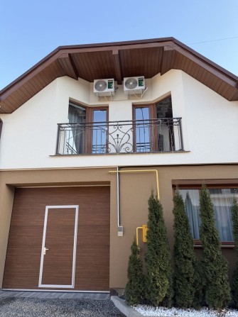 Продаж двоповерхового танхаусу в Мукачево - фото 1