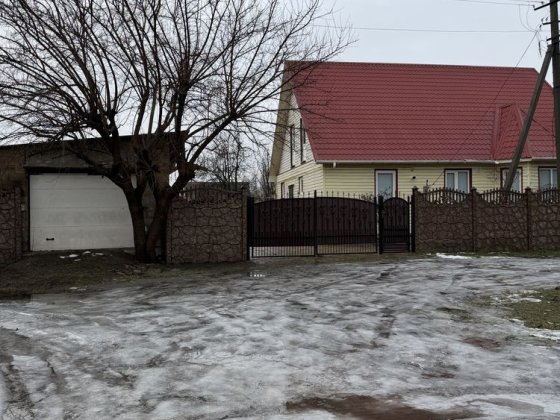 Продам дом с ремонтом рн Налоговой  работаем с Сертификатами