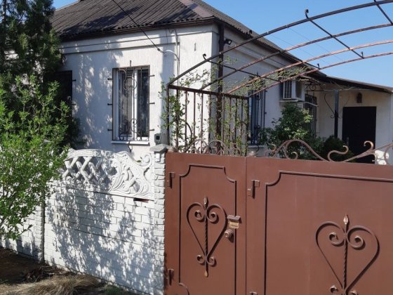 Продам  затишний будинок Павлоград