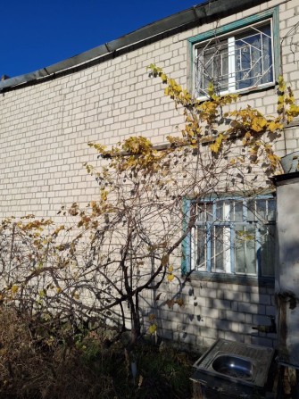 Продам двухэтажную дачу на берегу Кременчугского водохранилища - фото 1