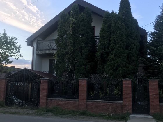 Продам дом в Закарпатской области Нікополь