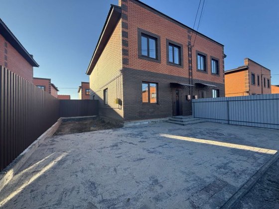 Продаж дуплекса з ремонтом в топ локації Агрономичное