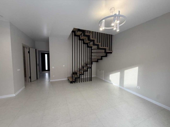 Продаж таунхаусу міські комунікації ремонт Газ - фото 1