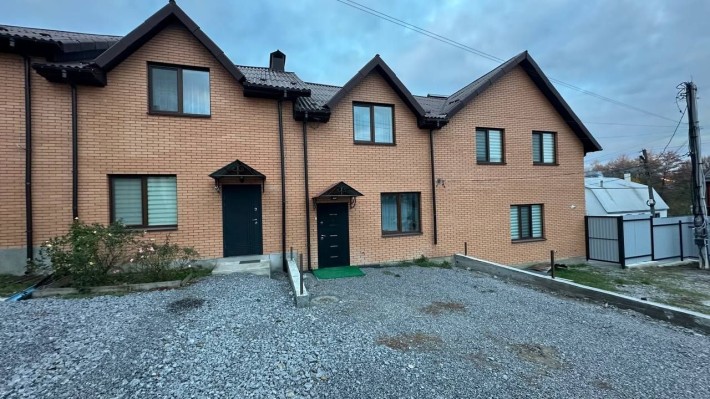 Продаж 2п таунхаусу з ремонтом - фото 1