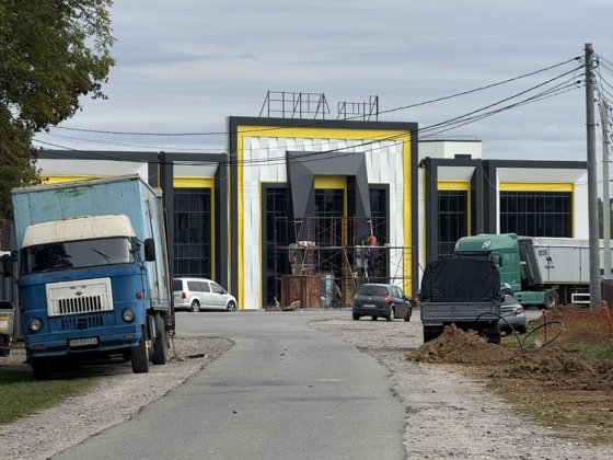 Продам будинок центр Луки - Мелешківська Лука-Мелешковская