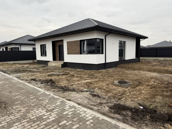 Будинок в Боратині район Агапе 4сот Боратин