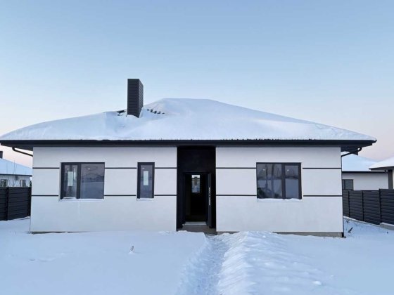 Продається  будинок у селі Боратин. Можна  під "Є ОСЕЛЯ" Боратин