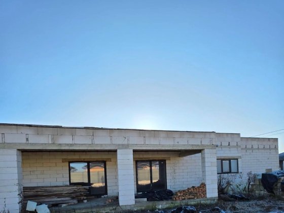 Продаж сучасного будинку у Боратині на вул. Набережна Боратин