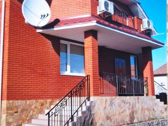 Продам домоволодіння в Підгородному на елітній вулиці