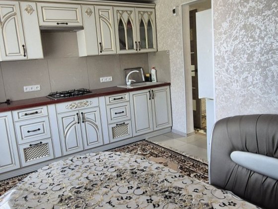 Продам будинок на 2 власника Новоселиця