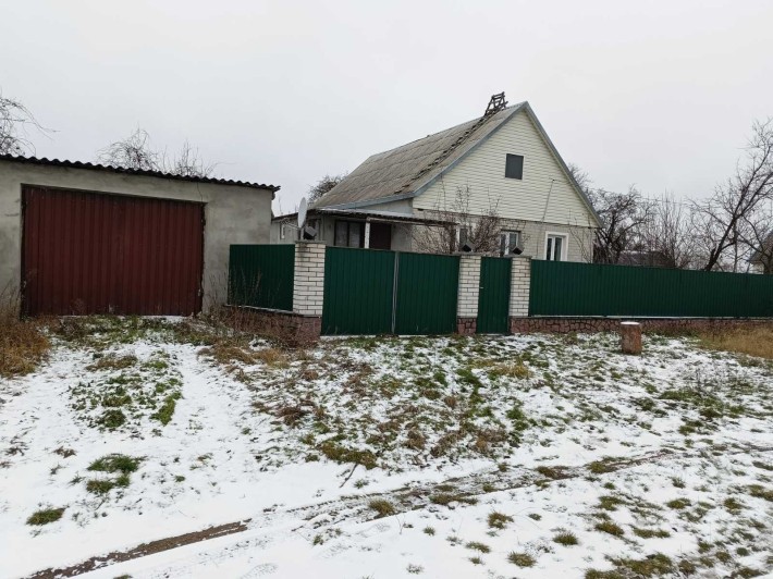 Продається дім дерев'яний обкладений цеглою Хорошів - фото 1