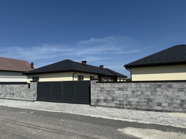 Продаж котеджу в Минаї - фото 1