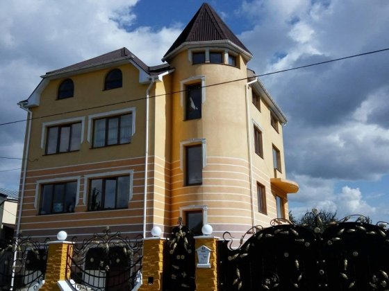 Терміново продам домівку Сторожница