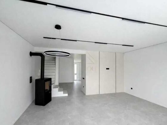 Продаж Таунхауса з ремонтом, міські комунікації, Газ Крихівці