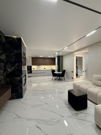 Продаж сучасного дуплекса на околиці Івано-Франківська - фото 1