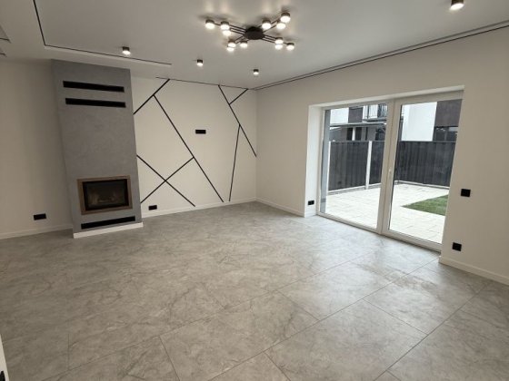 Танхаус з ремонтом Крихівці Криховцы