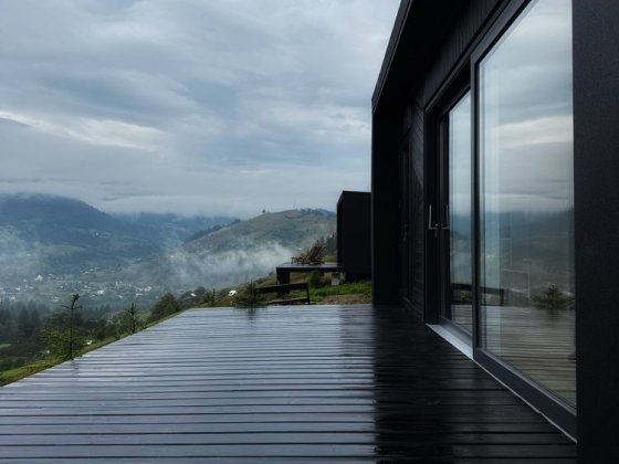 Продаж 2х будинків з високою дохідністю Верховина