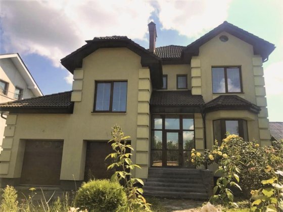 Будинок Микитинці 300 м²+ гостьовий будинок з сауною Микитинцы