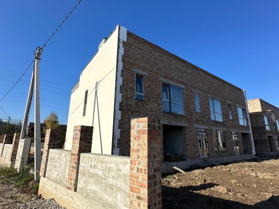 Терміново продаж триплексу Криховцы