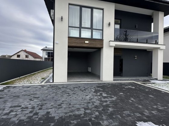 Будинок в Крихівцях! Зі сторони Озера Криховцы