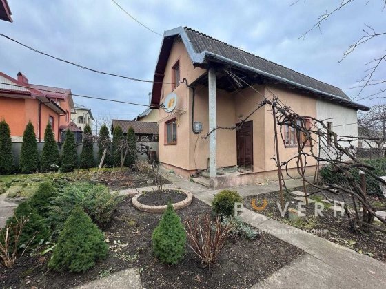 продаж 2 поверхового будинку Тлумач