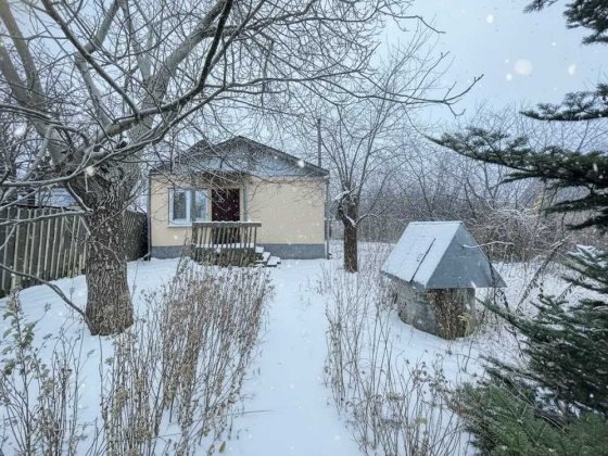 Продаж частини будинку 56м². 3 кімнати. 5 соток. Газове опалення. М:1 Ворзель