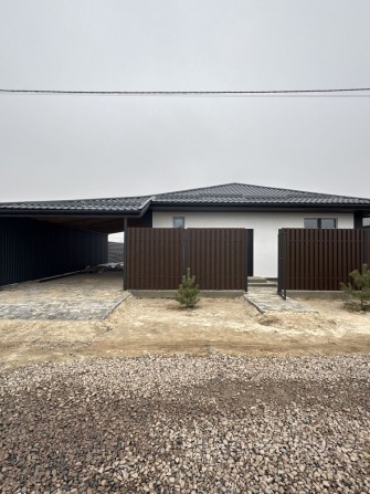 Продаж  будинку 82 м2 + 57м2 навісом під авто - фото 1