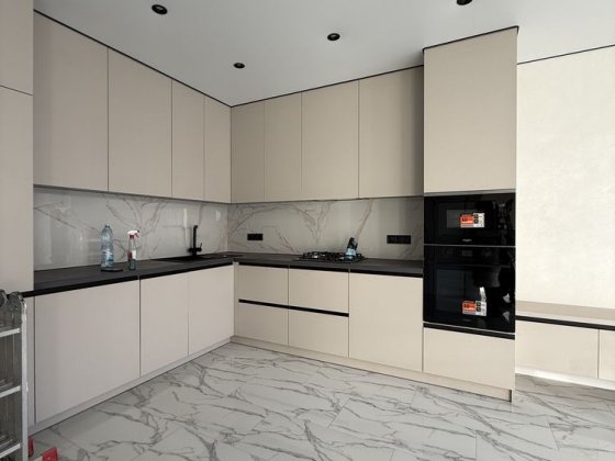 Таунхаус з новим сучасним ремонтом в Ворзелі Ворзель