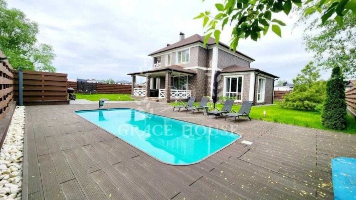 Продажа дома 211м с бассейном в элитном месте Козина Конча-Заспа - фото 1