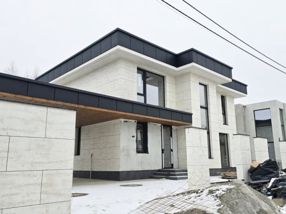 Будинок 204 м2 у містечку є басейн газ навіс с. Ходосівка 3 км Лісники Ходосовка