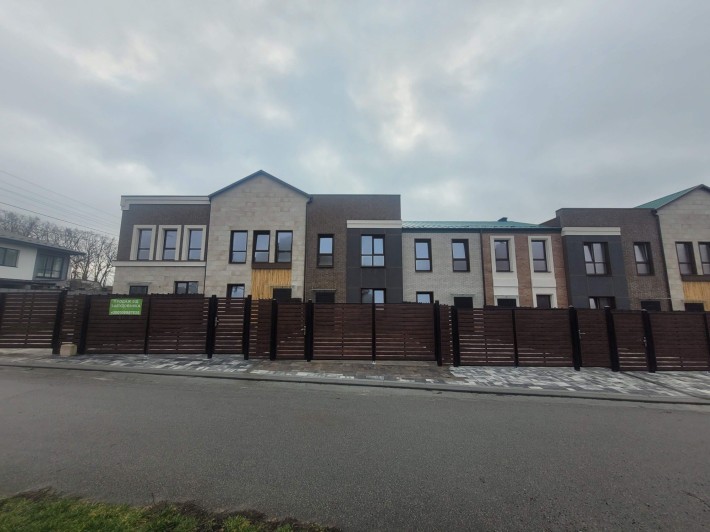 Таунхаус в передмісті! Держпрограми-так! - фото 1