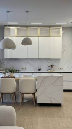 Сучасний будинок з новим ремонтом!Газ!Басейн - фото 1