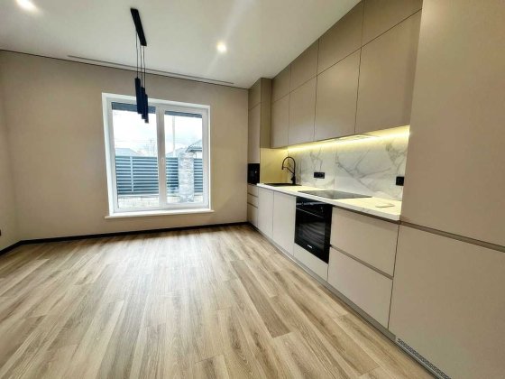 Будинок з ремонтом та каміном у Ворзелі. Газ. Ворзель