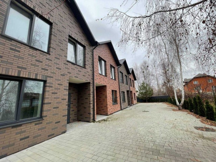 Продаж 2 пов. таунхауса з газом в мальовничому Ворзелі - фото 1