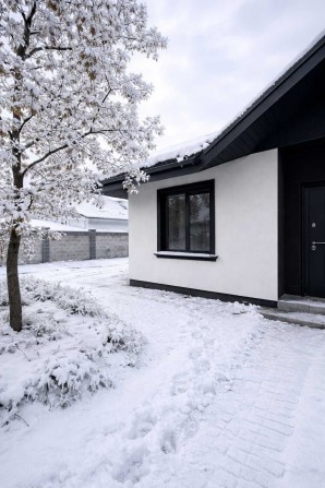 Фасадний будинок | 100 м² | ділянка 4 сотки | 3 спальні - фото 1