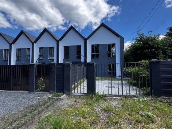 Кутовий таун 119 м2 по вигідній ціні. Податки 2%. Ворзель . Ворзель