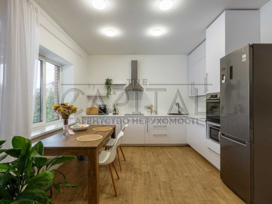 ПРОДАЖ БУДИНКУ, 215 м2, с.Вишенки. Вишеньки