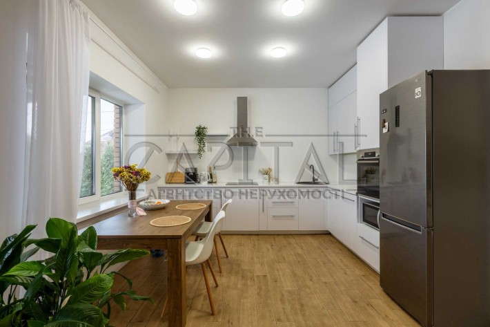 ПРОДАЖ БУДИНКУ, 215 м2, с.Вишенки. - фото 1