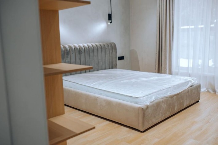 Будинок з ремонтом технікою і меблями - фото 1