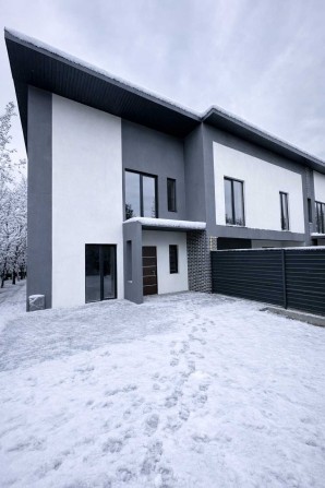 Кутовий таунхаус | 132 м² | ділянка 5,7 соток | Ворзель - фото 1