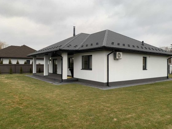 Будинок з газовим опланням, новий ремонт. Гнідин без% Гнідин