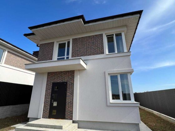 Продається затишний та просторий двоповерховий будинок без %! Білогородка