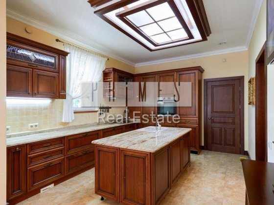 Продаж 5к будинку з меблями, КМ «Green Hills», Віта-поштова Віта-Поштова