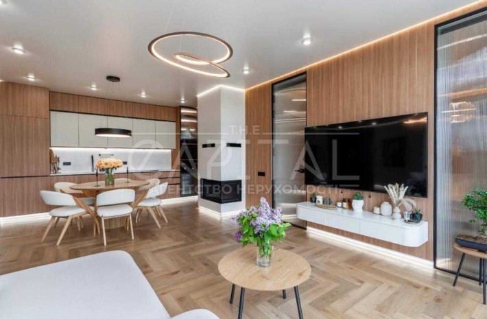 будинок біля чистого озера Підгірці - фото 1