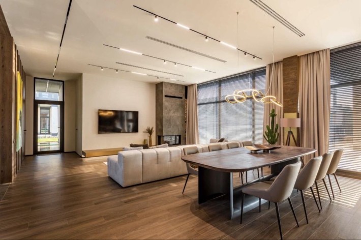 Котедж ПРЕМІУМ СЕГМЕНТУ в закритому містечку - фото 1