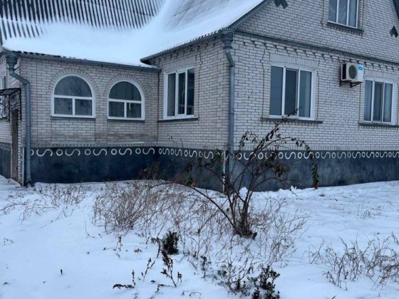 Продаж будинку смт. Рокитне київська область Рокитне